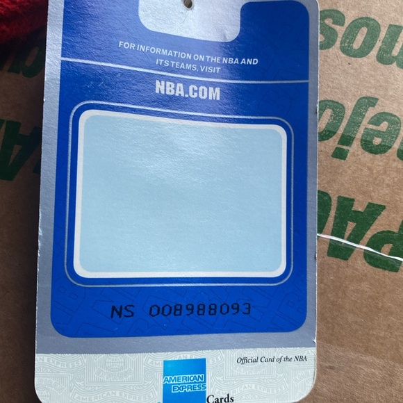 Adult red knitted beanie Basketball Lakers - Picture 4 of 4